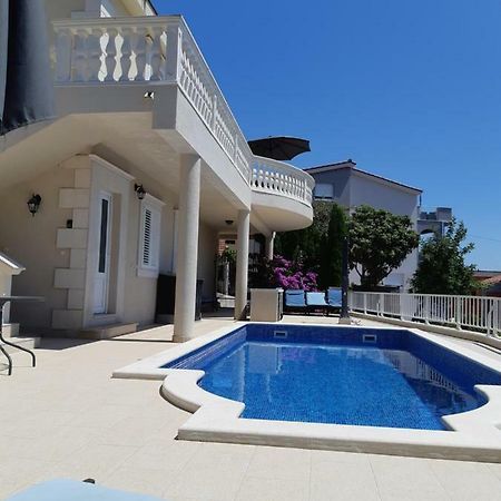 Villa Lizzi Trogir Buitenkant foto