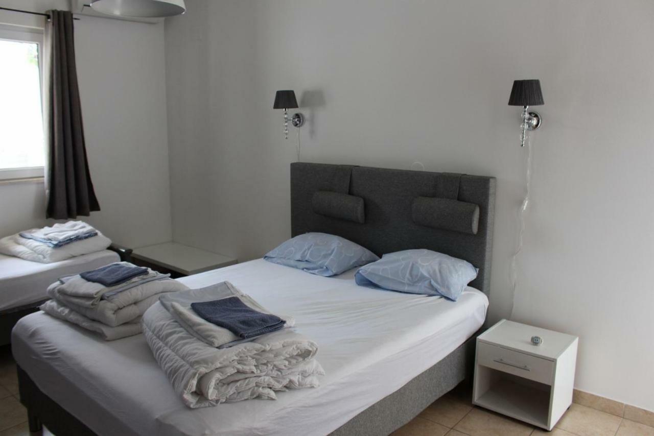 Villa Lizzi Trogir Buitenkant foto