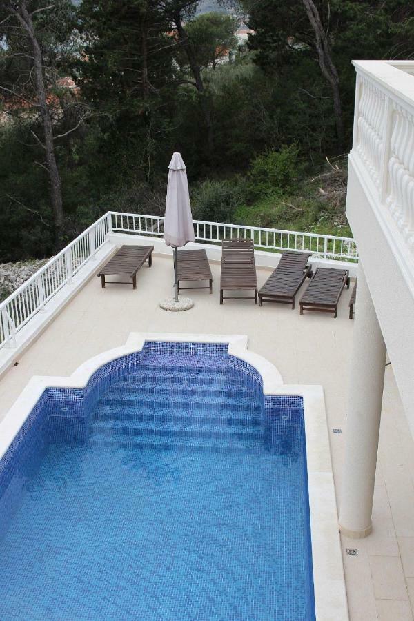 Villa Lizzi Trogir Buitenkant foto