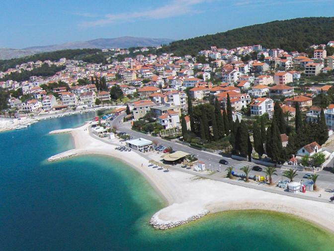 Villa Lizzi Trogir Buitenkant foto